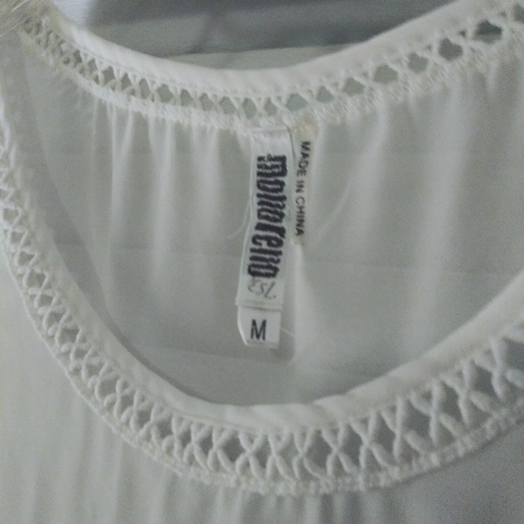 Monoreno NWOT White Sheer Tunic with Crochet Detail Medium - Picture 8 of 8